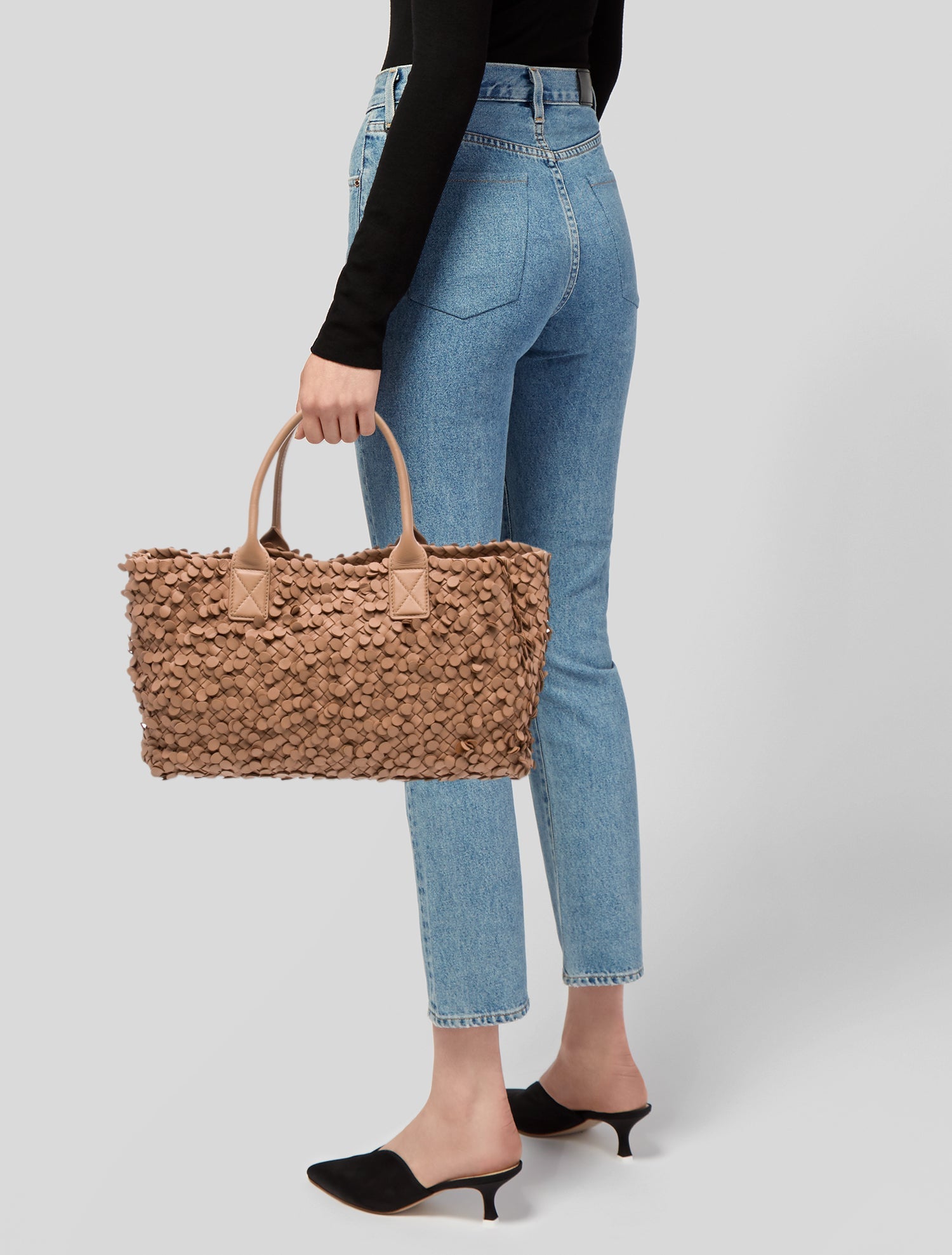 Bottega Veneta Intrecciato Cabat Medium