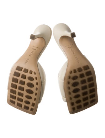 Bottega Veneta Lido Intrecciato Weave Slides