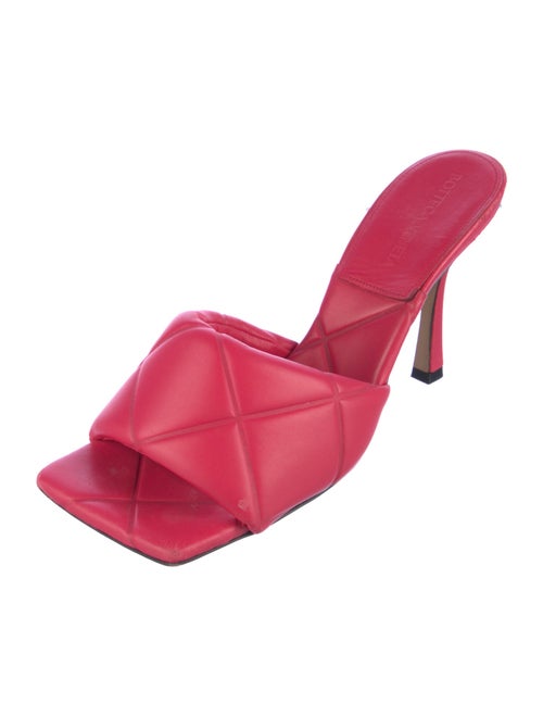 Bottega Veneta Lido Leather Slides