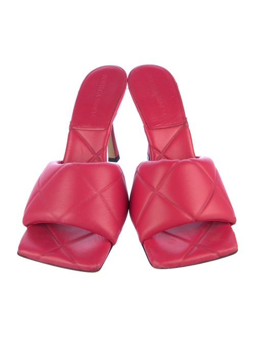 Bottega Veneta Lido Leather Slides