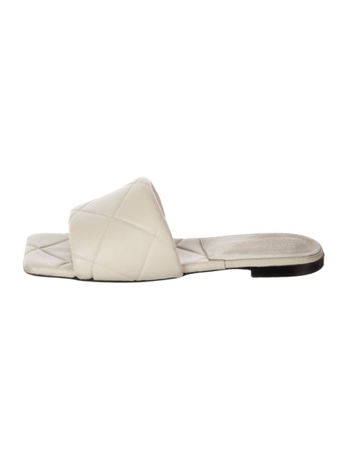 Bottega Veneta Quilted Pattern Leather Slides