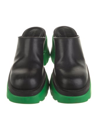 Bottega Veneta Leather Slides