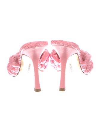 Bottega Veneta Intrecciato Weave Raffia Slides