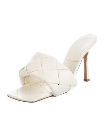Bottega Veneta Lido Intrecciato Weave Slides