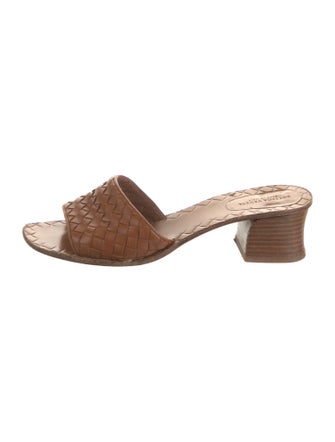 Bottega Veneta Intrecciato Weave Leather Slides