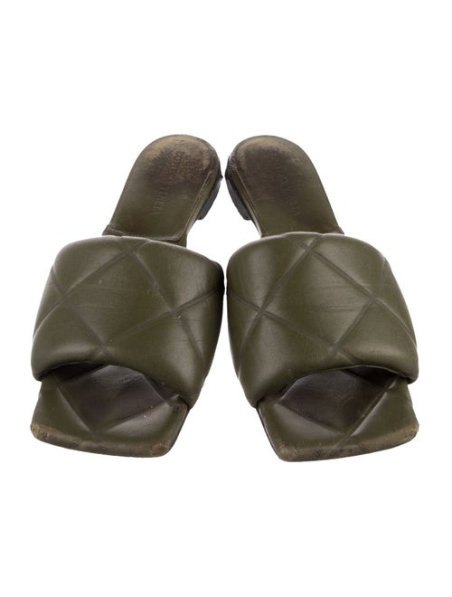 Bottega Veneta Quilted Pattern Leather Slides