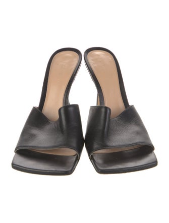 Bottega Veneta Stretch Leather Slides