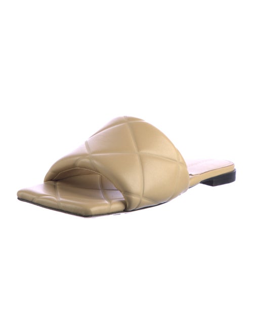 Bottega Veneta Quilted Pattern Leather Slides
