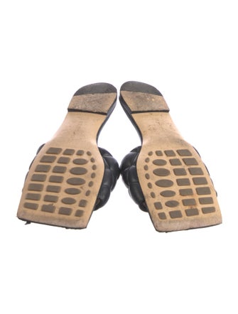 Bottega Veneta Lido Quilted Pattern Slides