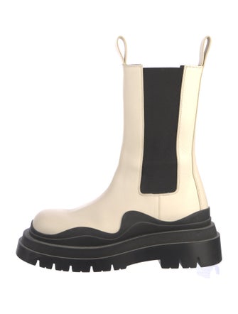 Bottega Veneta Tire Chelsea Leather Chelsea Boots