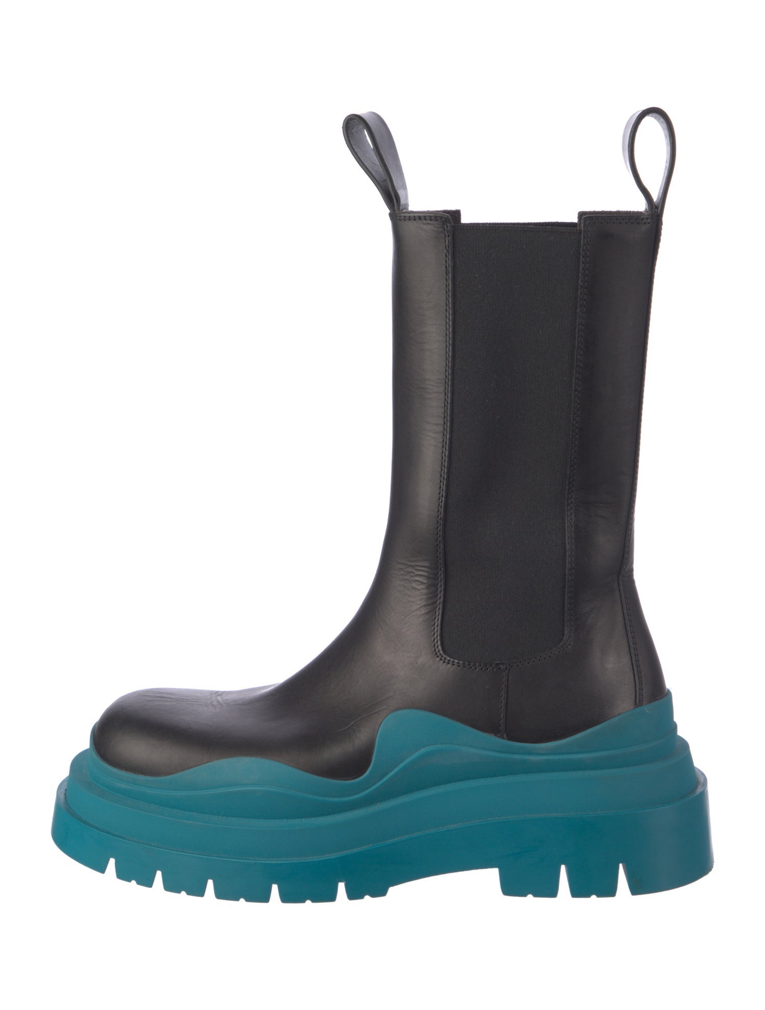 Bottega Veneta Tire Leather Chelsea Boots