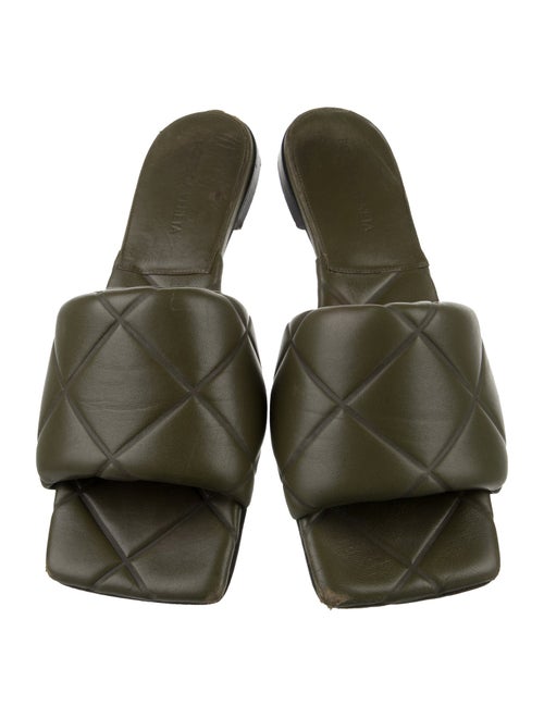 Bottega Veneta Quilted Pattern Leather Slides