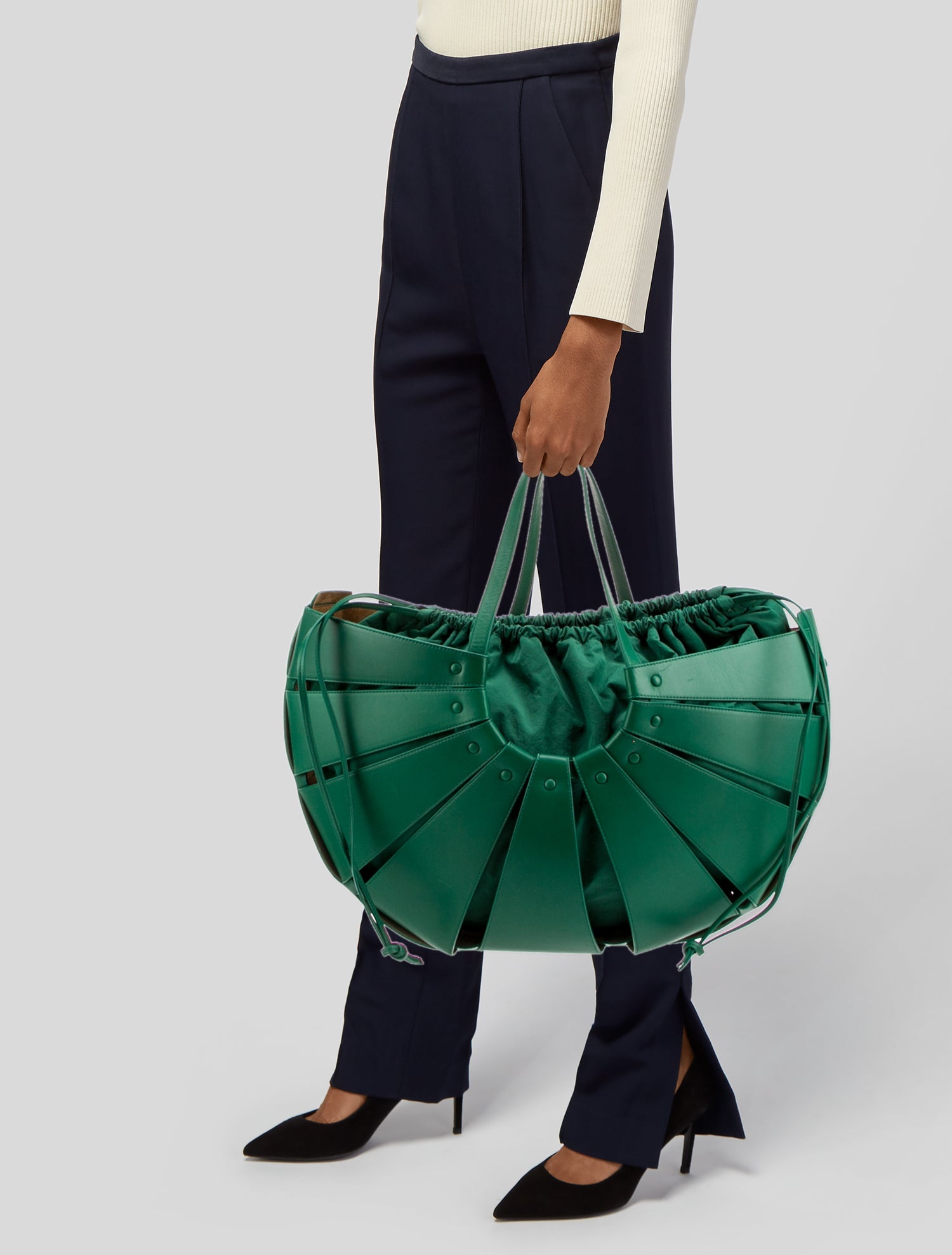 Bottega Veneta Leather Shell Large