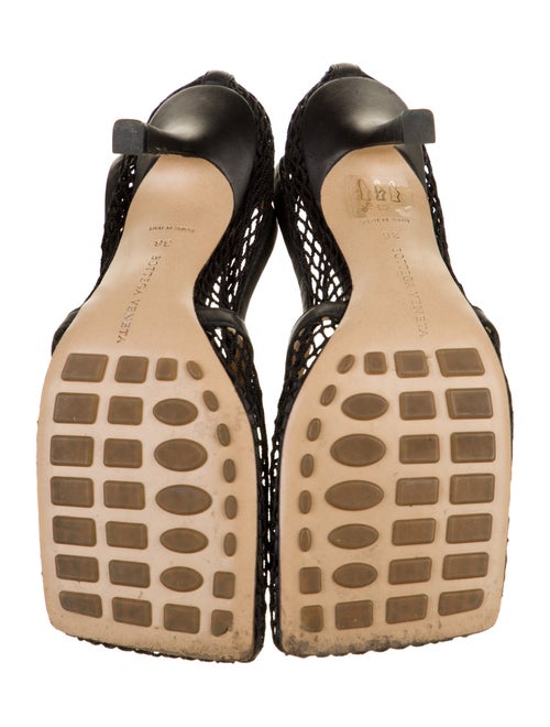 Bottega Veneta Mesh Chain-Link Accents T-Strap Pumps