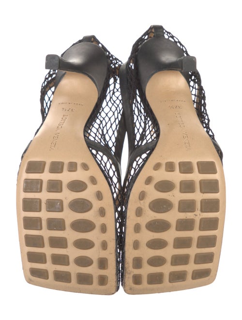 Bottega Veneta Mesh Chain-Link Accents Pumps