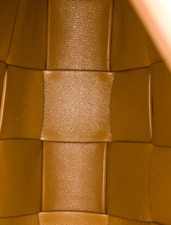 Bottega Veneta Intrecciato Snap