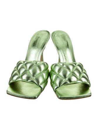Bottega Veneta Quilted Pattern Leather Slides