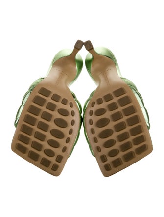 Bottega Veneta Quilted Pattern Leather Slides