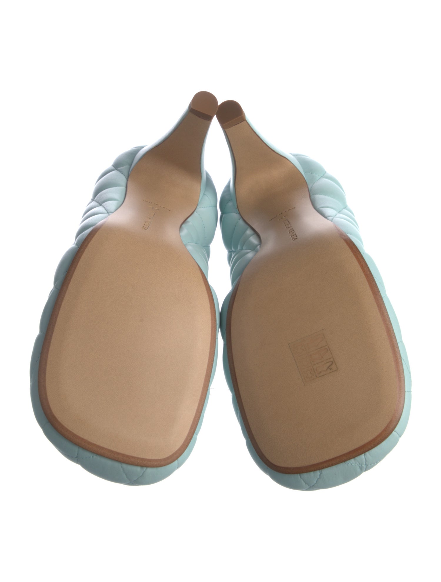 Bottega Veneta Quilted Pattern Leather Pumps