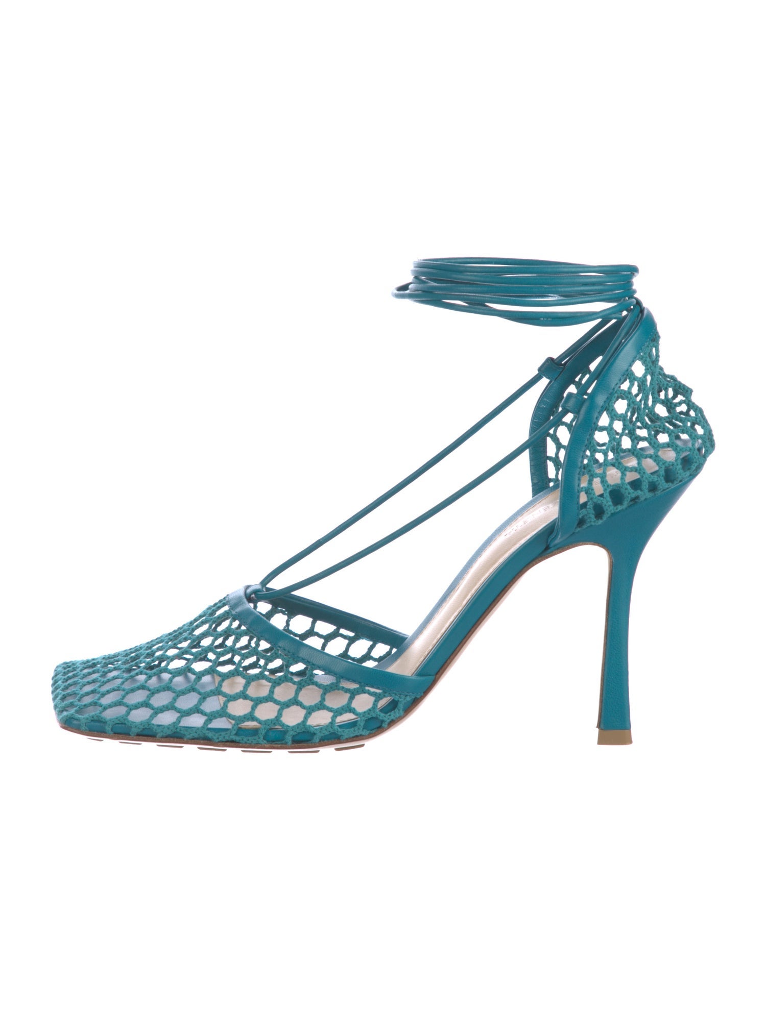 Bottega Veneta D'Orsay Pumps