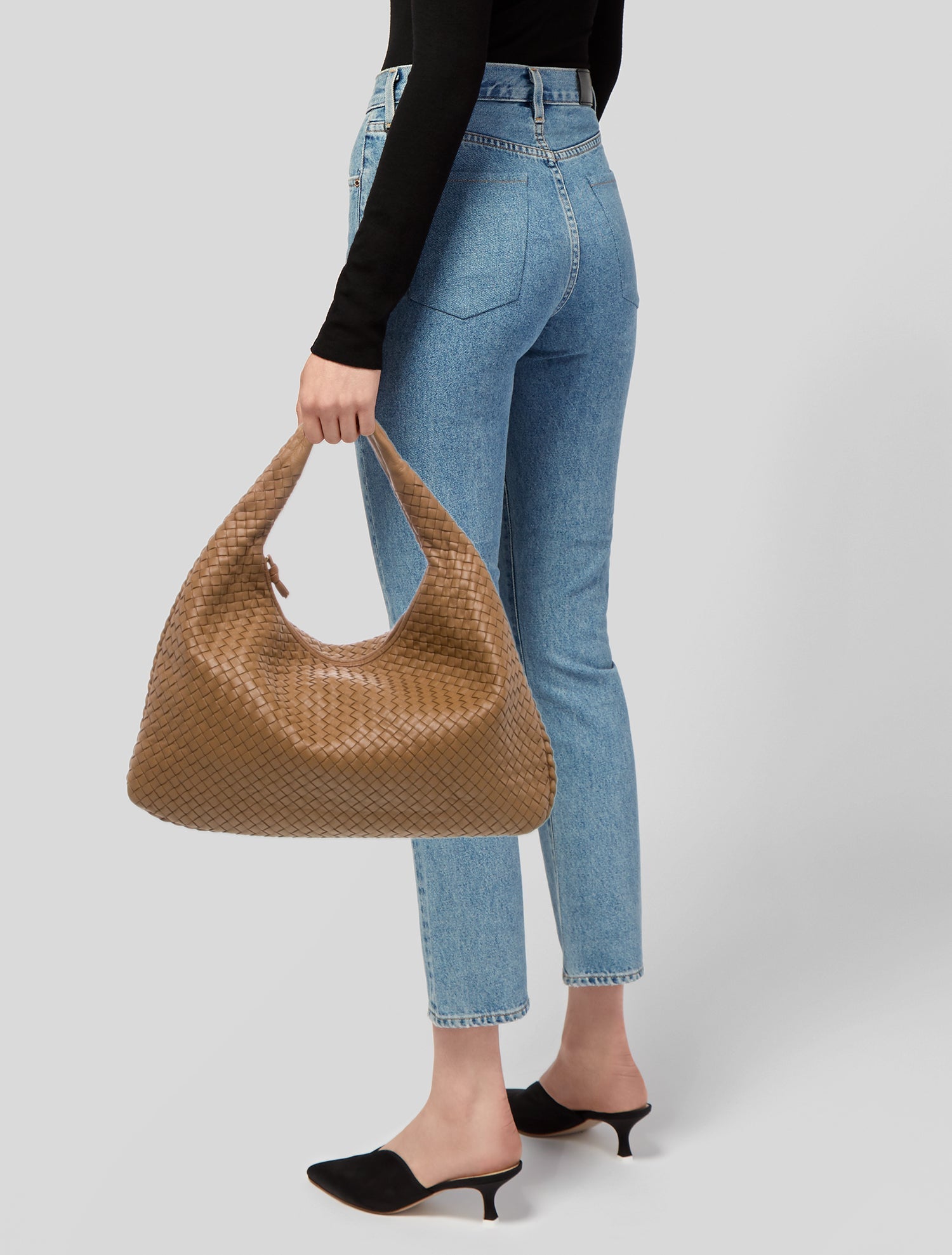 Bottega Veneta Intrecciato Veneta Hobo Medium Vintage