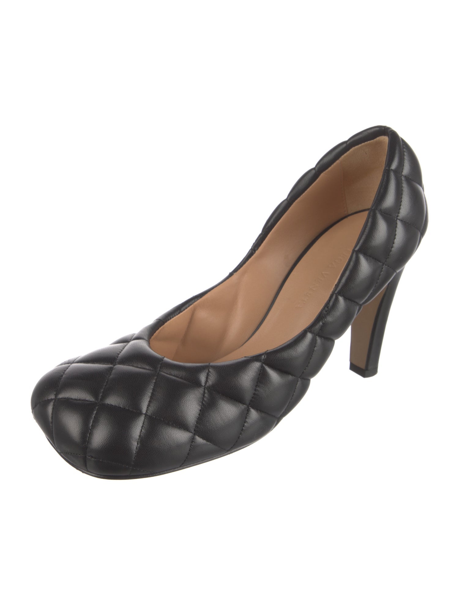 Bottega Veneta Quilted Pattern Leather Pumps