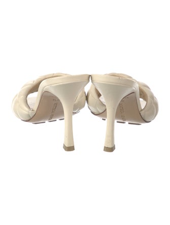 Bottega Veneta Quilted Pattern Leather Slides