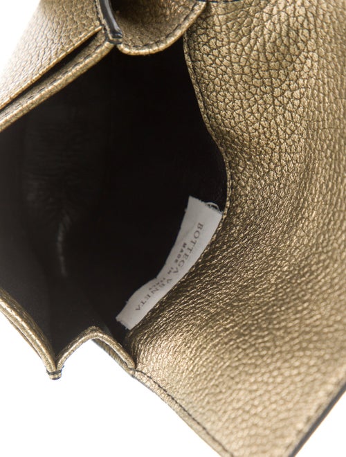Bottega Veneta Intrecciato Weave Leather Bifold Wallet