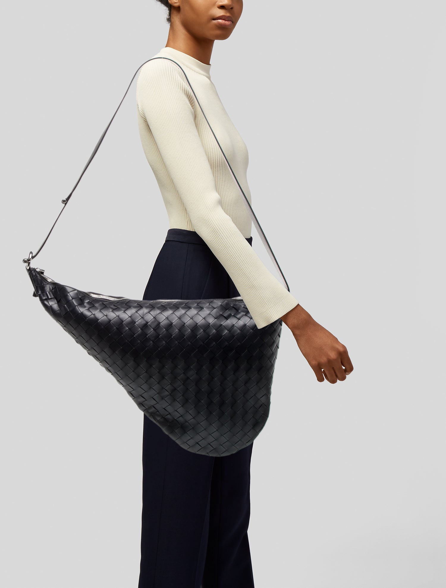 Bottega Veneta Intrecciato Classic Virgule Crossbody