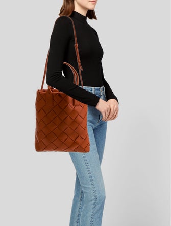 Bottega Veneta Intrecciato Tote Medium