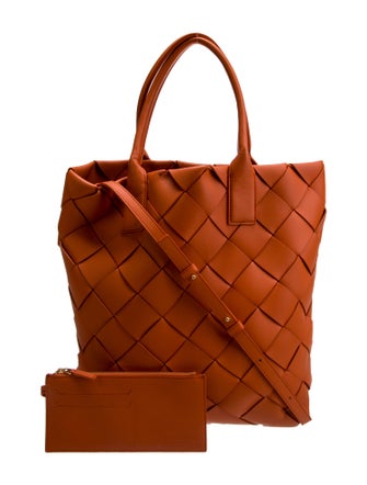 Bottega Veneta Intrecciato Tote Medium