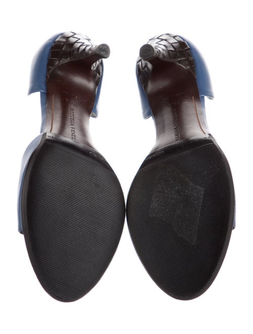 Bottega Veneta Leather D'Orsay Pumps