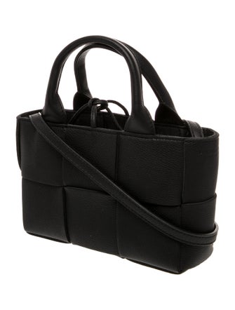 Bottega Veneta Intrecciato Arco