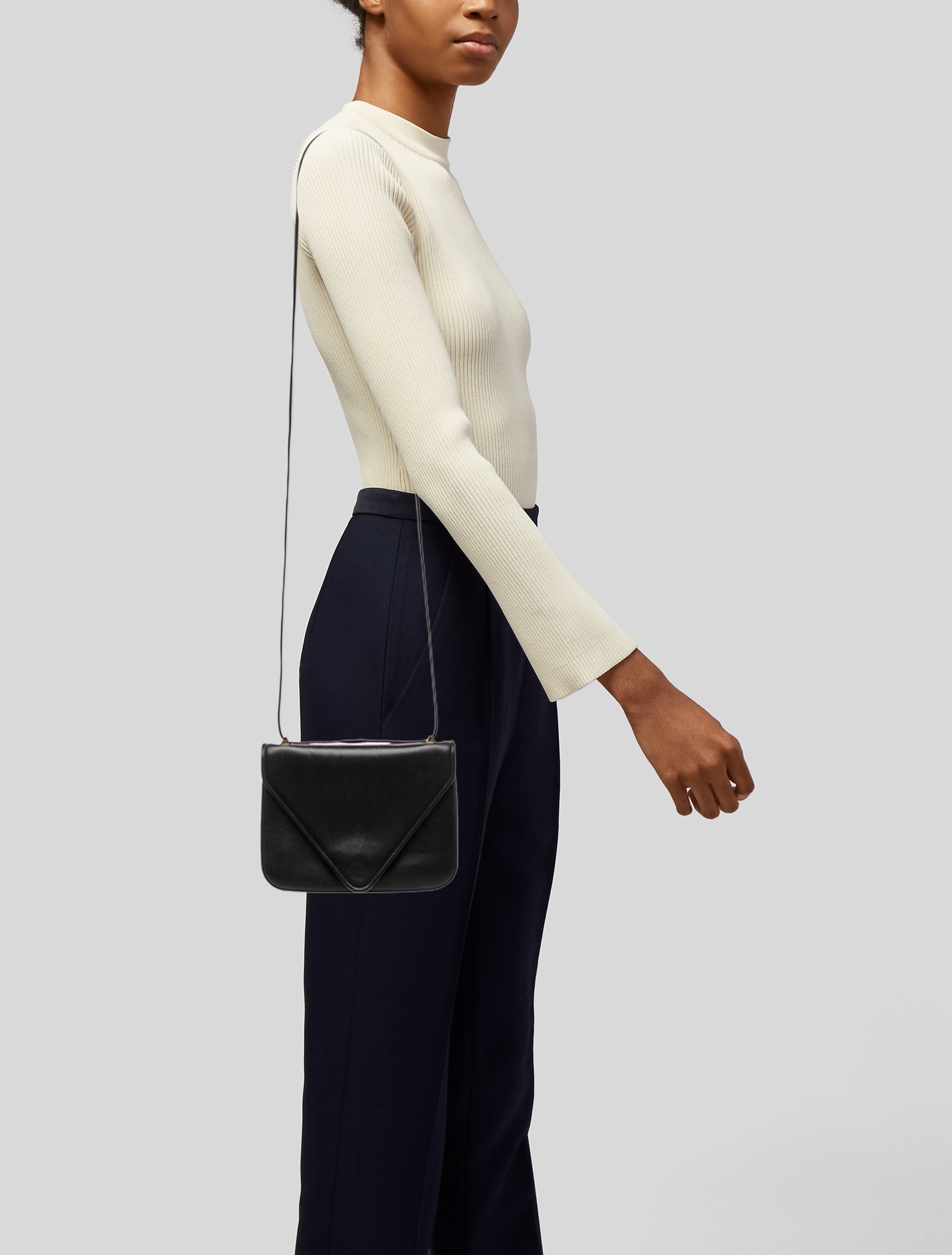 Bottega Veneta Leather Mount