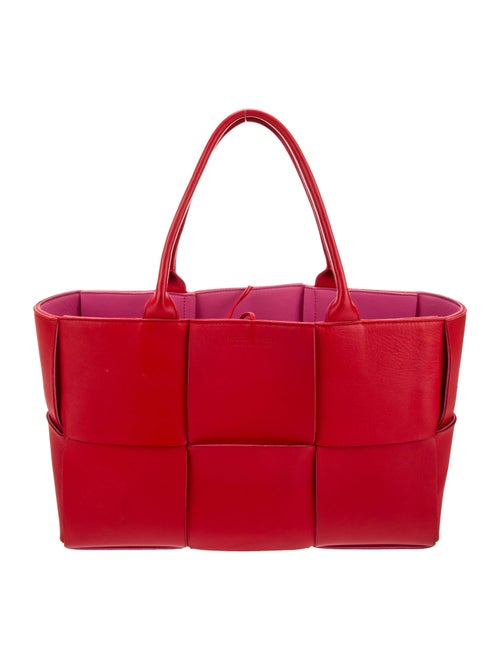 Bottega Veneta Intrecciato Arco Medium