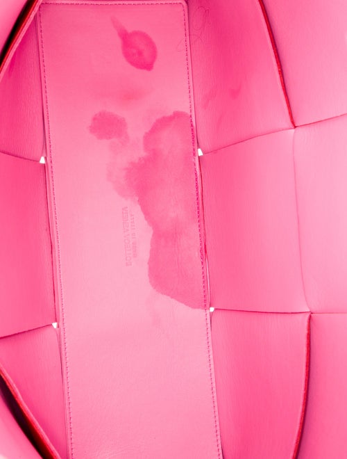 Bottega Veneta Intrecciato Arco Medium