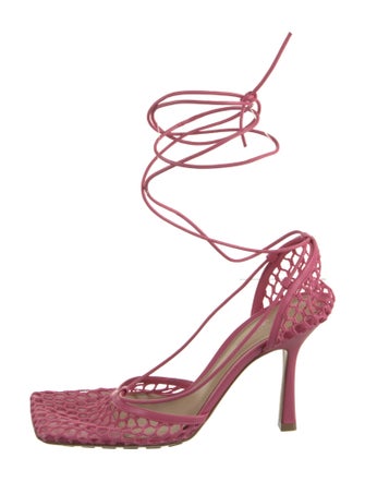 Bottega Veneta Leather Leather Trim Embellishment D'Orsay Pumps