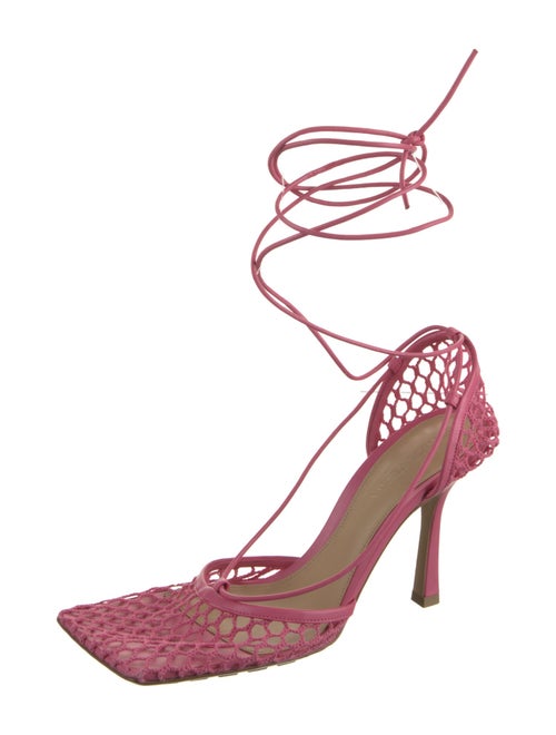 Bottega Veneta Leather Leather Trim Embellishment D'Orsay Pumps