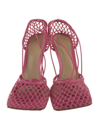 Bottega Veneta Leather Leather Trim Embellishment D'Orsay Pumps