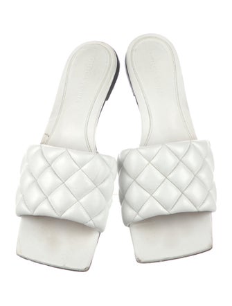 Bottega Veneta Quilted Pattern Leather Slides