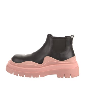 Bottega Veneta Leather Chelsea Boots