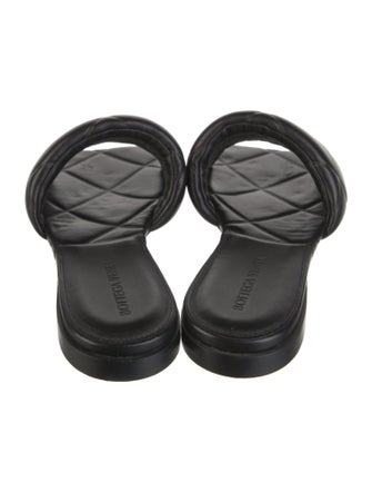Bottega Veneta Quilted Pattern Leather Slides