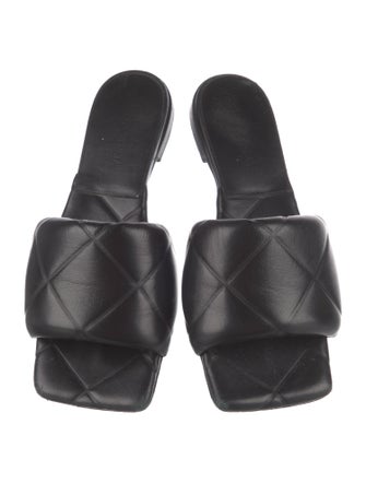 Bottega Veneta Quilted Pattern Leather Slides