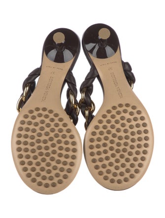 Bottega Veneta Leather Chain-Link Accents Slides