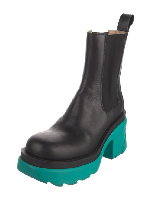 Bottega Veneta Leather Chelsea Boots