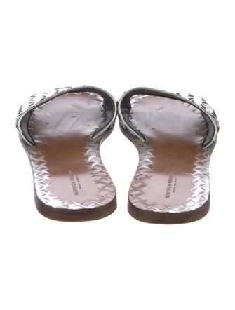 Bottega Veneta Intrecciato Weave Leather Slides