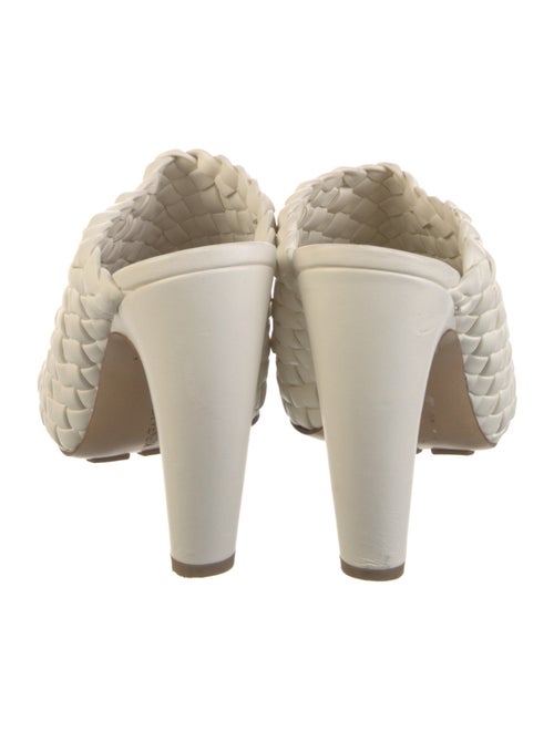 Bottega Veneta Intrecciato Weave Leather Slides