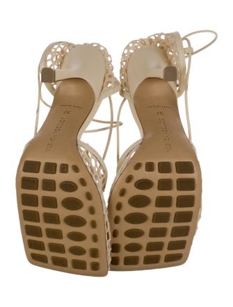 Bottega Veneta Leather Pumps