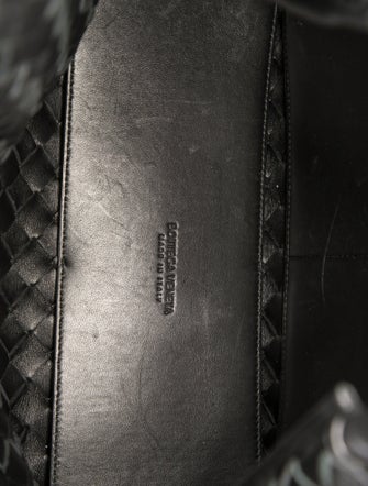 Bottega Veneta Intrecciato Andiamo Medium