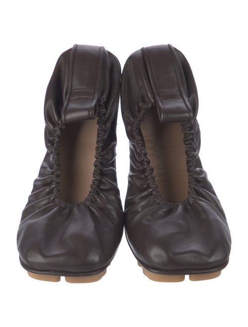 Bottega Veneta Leather Ballet Flats